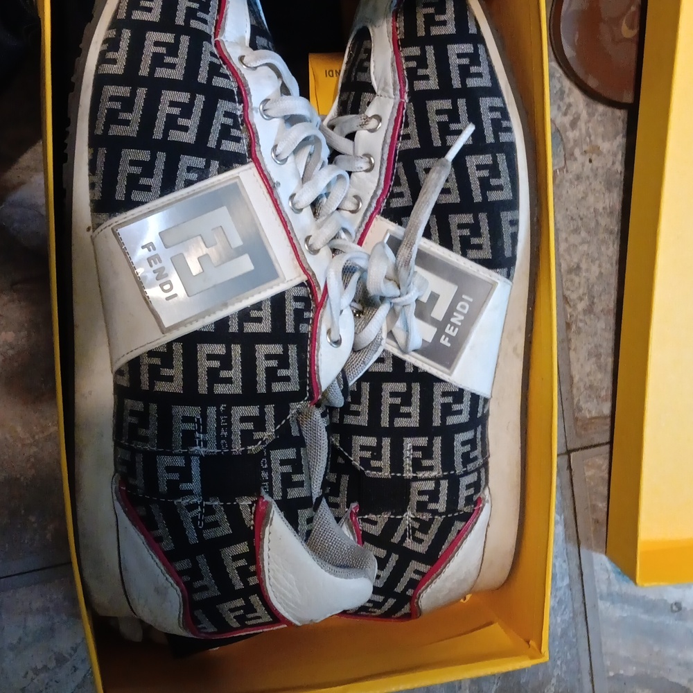 Fendi vintage sneakers